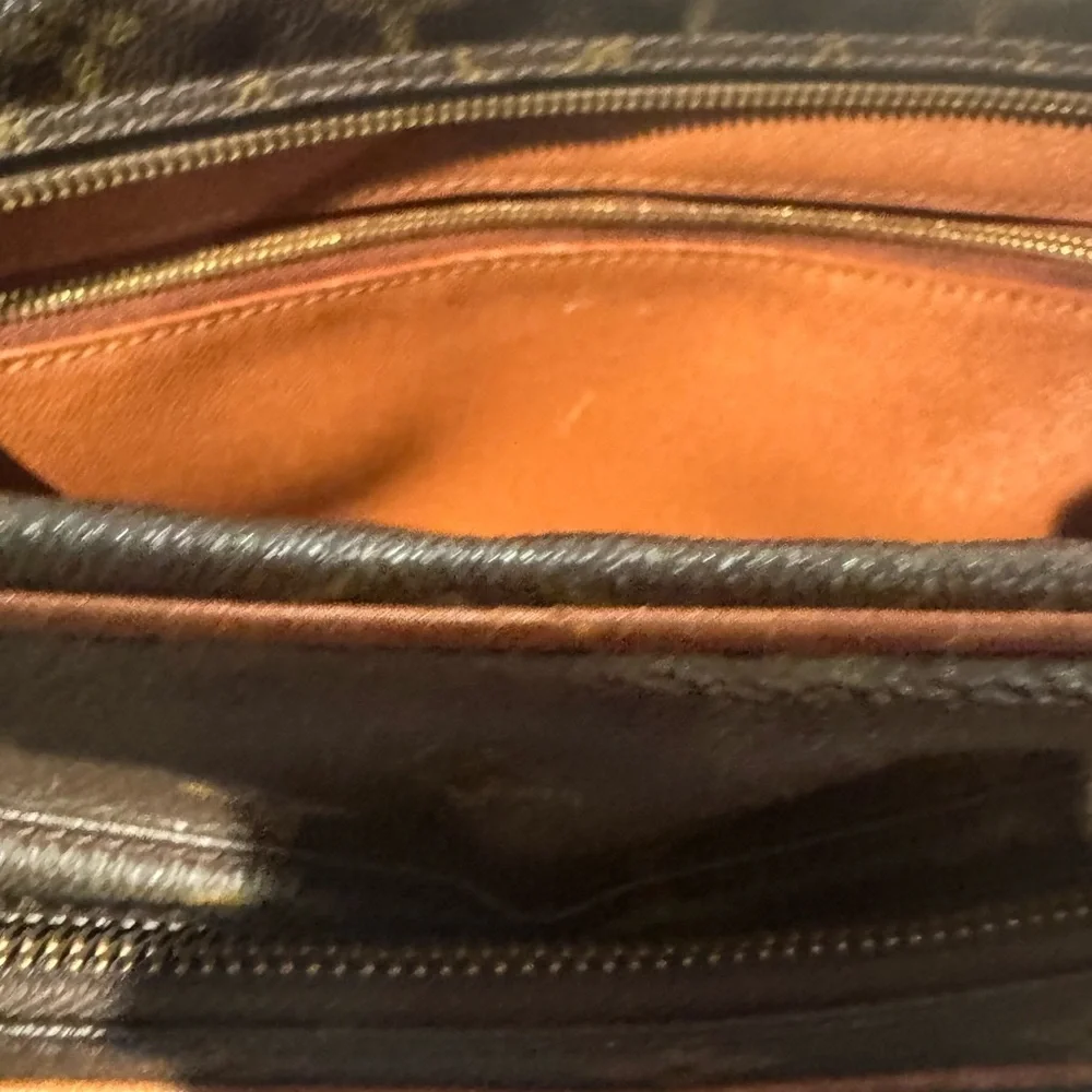 Louis Vuitton Monogram Nil Crossbody